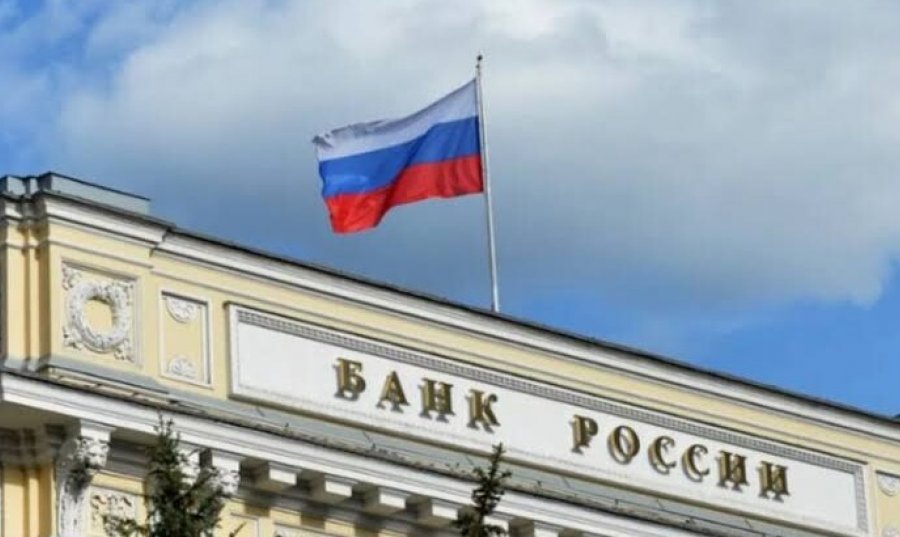 ЦЕНТРОБАНК В ТРИ РАЗА ПОВЫСИЛ ЛИМИТ НА ПЕРЕВОДЫ ЗА РУБЕЖ ДЛЯ ФИЗЛИЦ