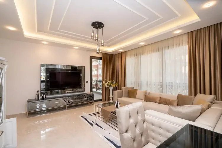 Luxurious Alanya Haven with Stunning Sea Views