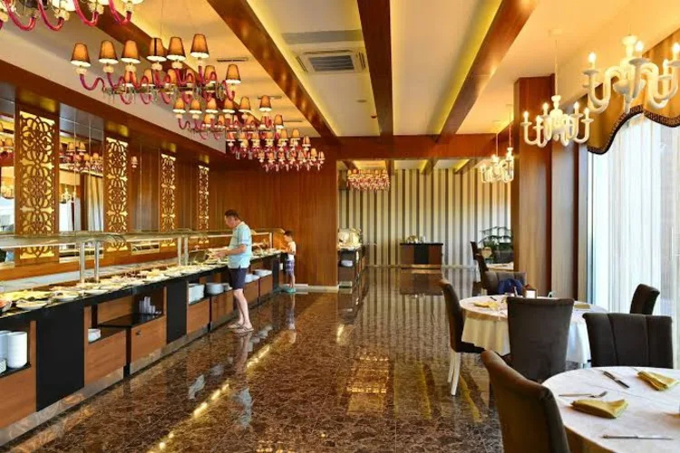 STUDIO APARTMENT IN AN ULTRA-LUXURY COMPLEX IN MAHMUTLAR.