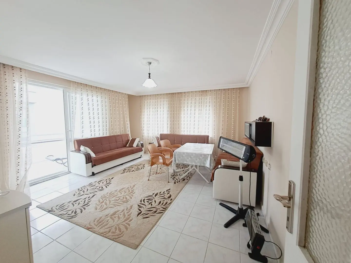 FURNISHED SPACIOUS OPPORTUNITY 2+1 APARTMENT IN MAHMUTLAR REGION