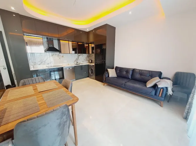 1+1 FURNISHED APARTMENT IN A LUXURY COMPLEX IN THE CENTER OF ALANYA