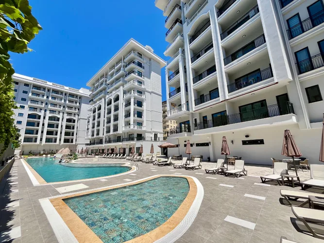 1+1 APARTMENT IN A NEW COMPLEX IN THE CENTER OF ALANYA