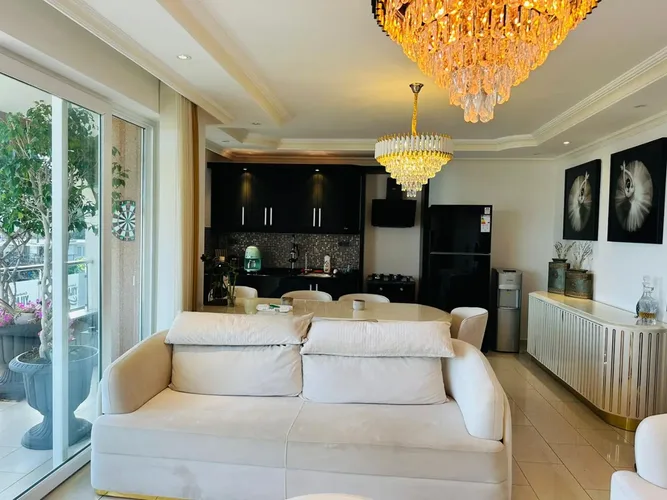 4+2 FURNISHED APARTMENT WITH CASTLE CITY AND SEA VIEW IN ALANYA CENTER