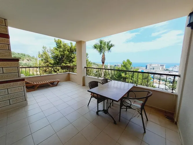 Beautiful 2+1 Furnished Apartment with Sea & City Views – Türkler
