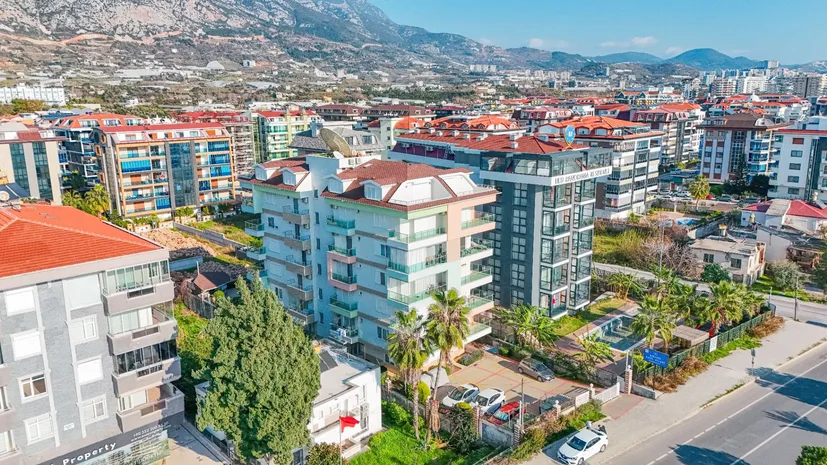 Unmissable 3+1 Seafront Apartment in the Kestel Area