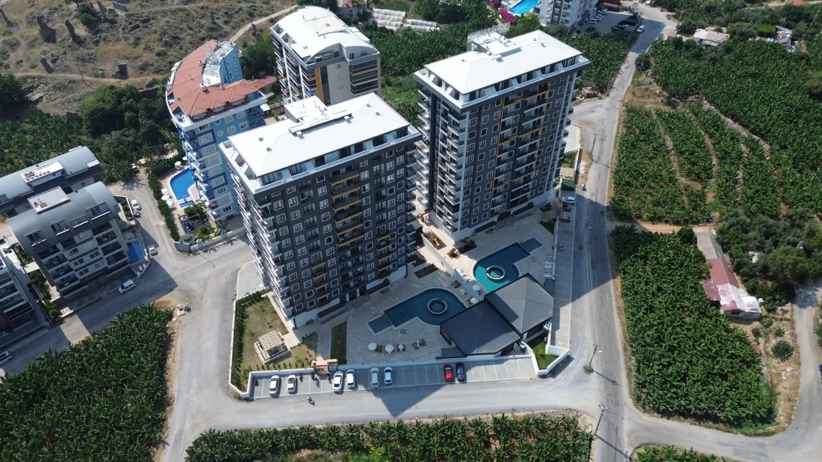 1+1 Apartment with Nature and City Views in Mahmutlar