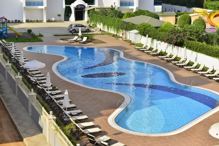 Furnished 1+1 Flat Within a Luxury Complex 150 Metres From the Sea