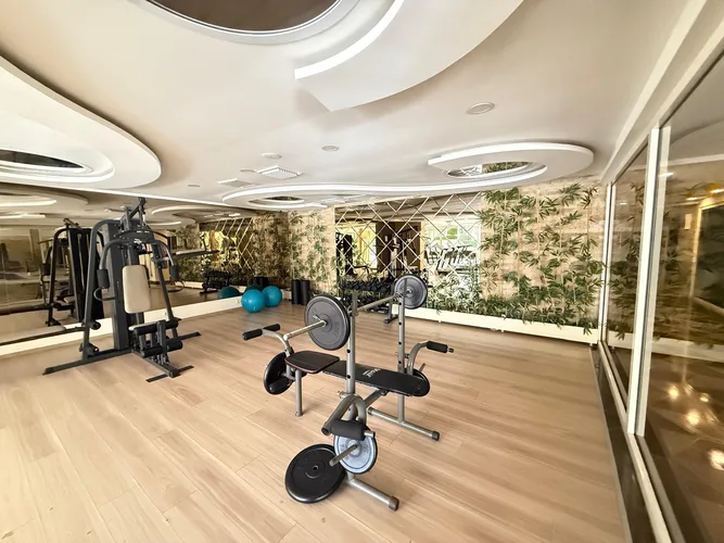 FURNISHED 2+1 APARTMENT IN A LUXURY COMPLEX IN MAHMUTLAR