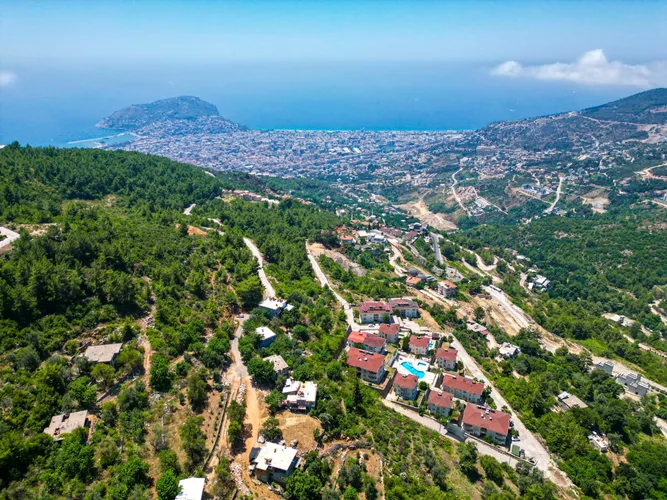 3+1 LUXURY FURNISHED VILLA IN ALANYA BEKTAŞ SUITABLE FOR CITIZENSHIP