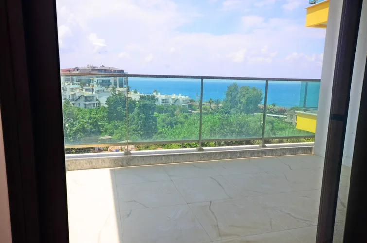 PREMIUM CONCEPT 1+1 APARTMENT FOR SALE IN KARGICAK