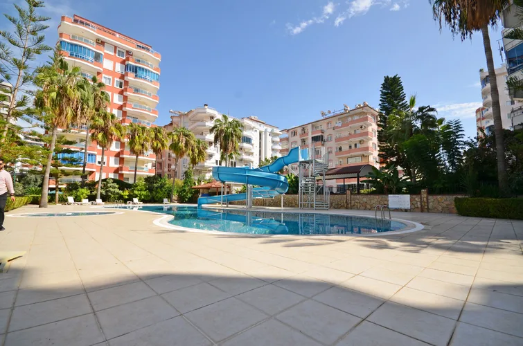 ALANYA SEA FRONT 2+1 FULLY FURNISHED APARTMENT 130m²