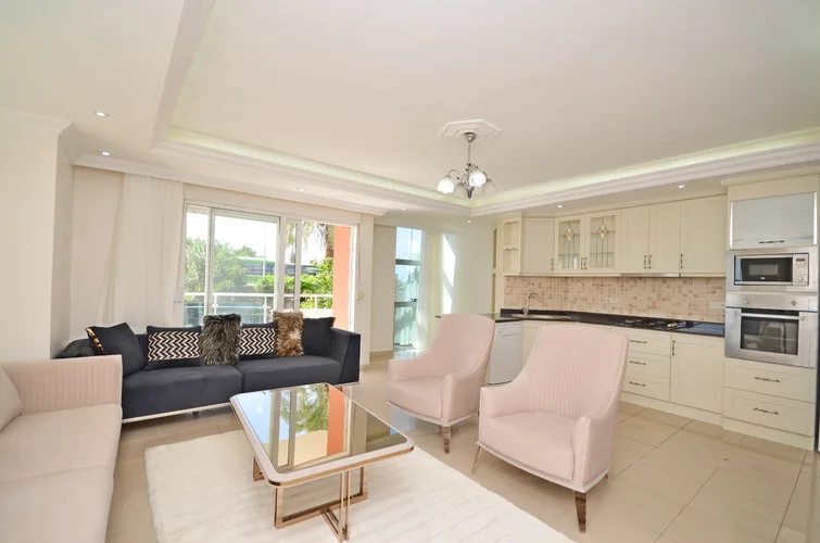 ALANYA SEA FRONT 2+1 FULLY FURNISHED APARTMENT 130m²