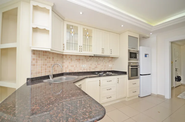 ALANYA SEA FRONT 2+1 FULLY FURNISHED APARTMENT 130m²