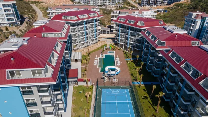 1+1 FULLY FURNISHED APARTMENT IN A ACTIVE COMPLEX IN KESTEL, ALANYA