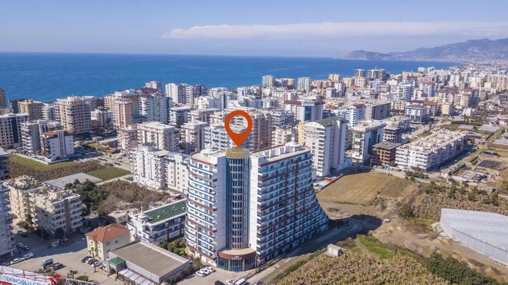 ALANYA MAHMUTLARDA DAĞ MANZARALI 3+1 EŞYALI DAİRE 