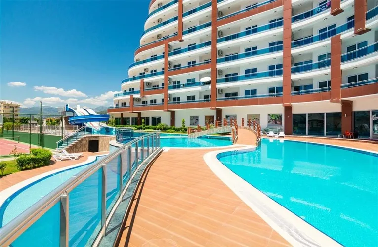 ALANYA MAHMUTLARDA DAĞ MANZARALI 3+1 EŞYALI DAİRE 