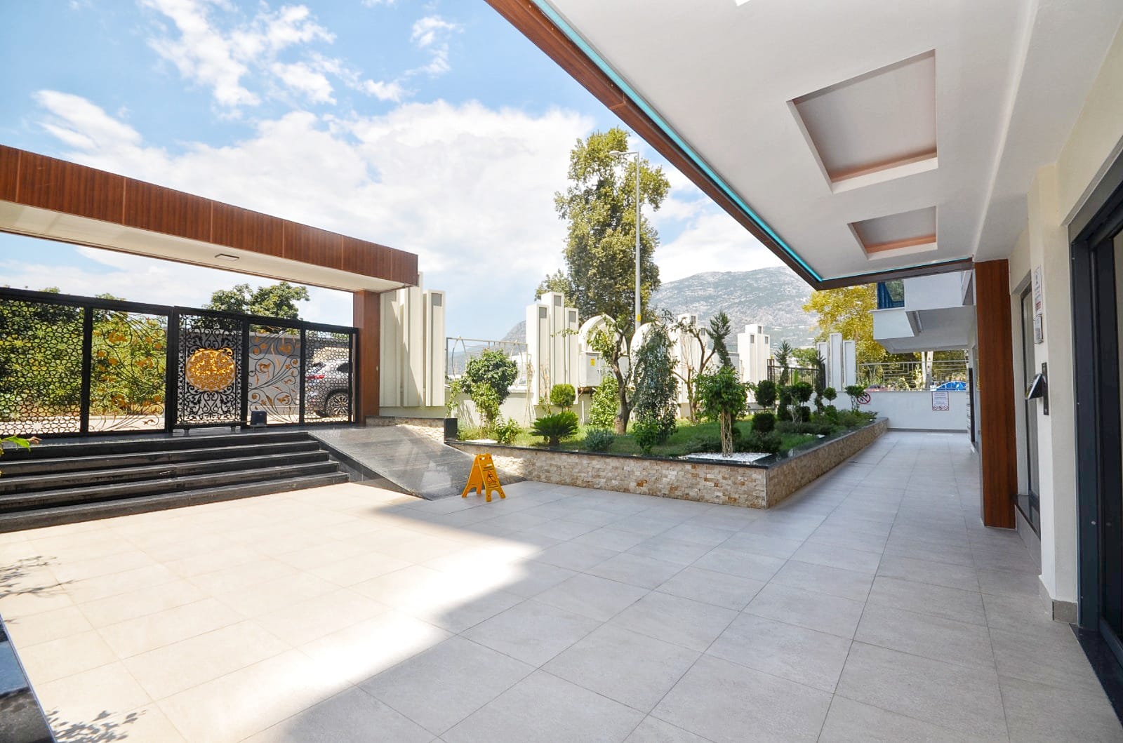 NEW 1+1 APARTMENT WITH FULL ACTIVITIES IN ALANYA MAHMUTLAR