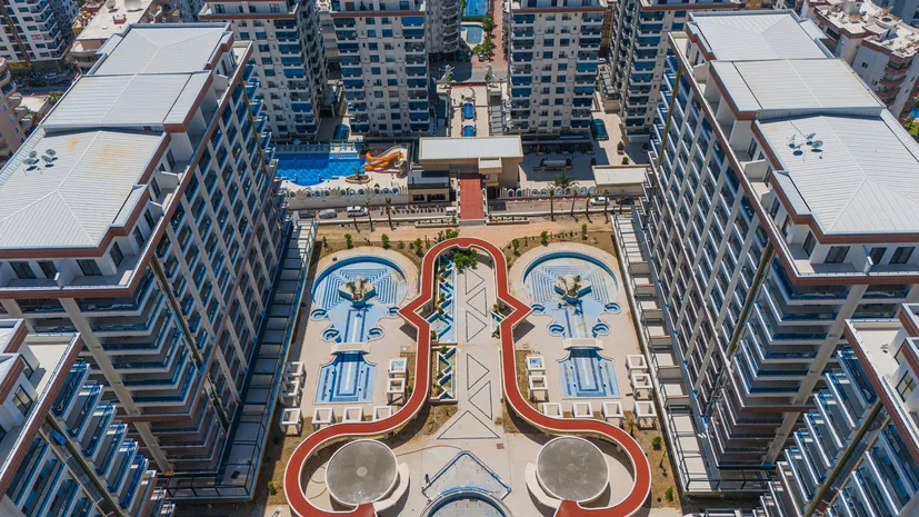 ULTRA LUXURY 3+1 APARTMENT WITH SEPARATE KITCHEN IN MAHMUTLAR CENTER  