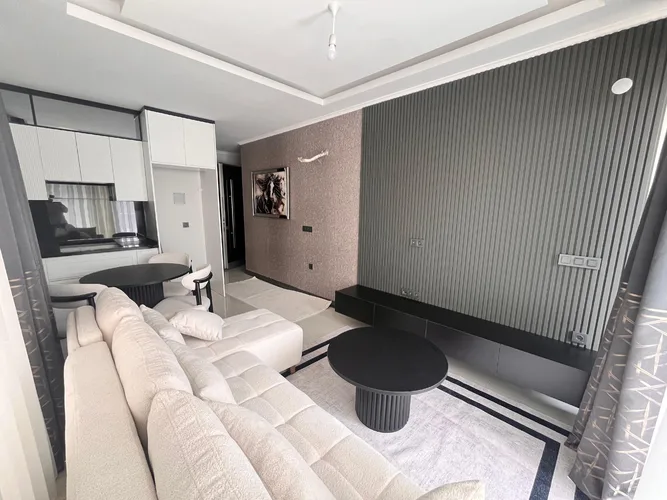 1+1 FURNISHED APARTMENT IN A LUXURY COMPLEX IN ALANYA