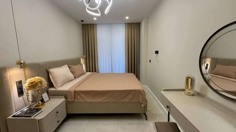 FULLY ACTIVE 1+1 FURNISHED APARTMENT 65m² NEAR THE SEA IN ALANYA