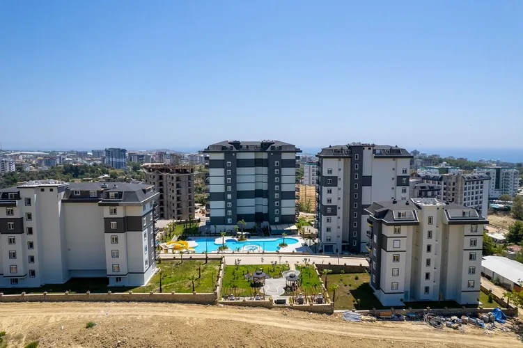 1+1 LUXURY FURNISHED APARTMENT IN AVSALLAR IN A FULLY ACTIVE COMPLEX