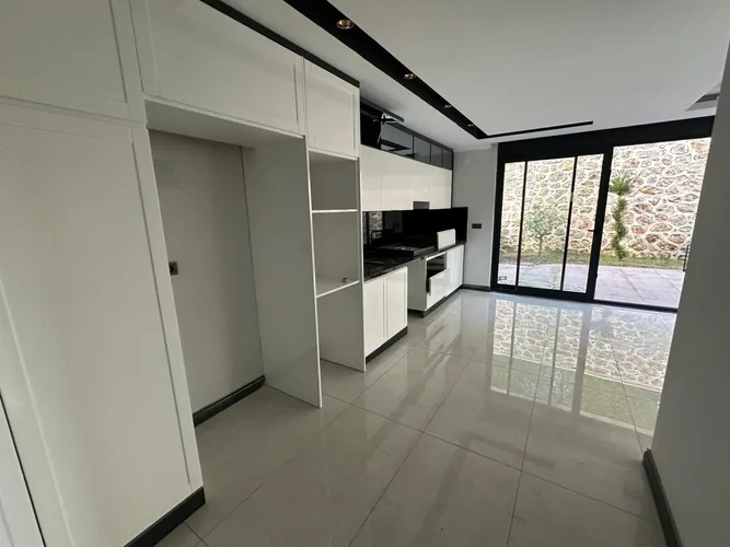 2+1 APARTMENT WITH PRIVATE GARDEN IN ALANYA HASBAHÇE 140m²