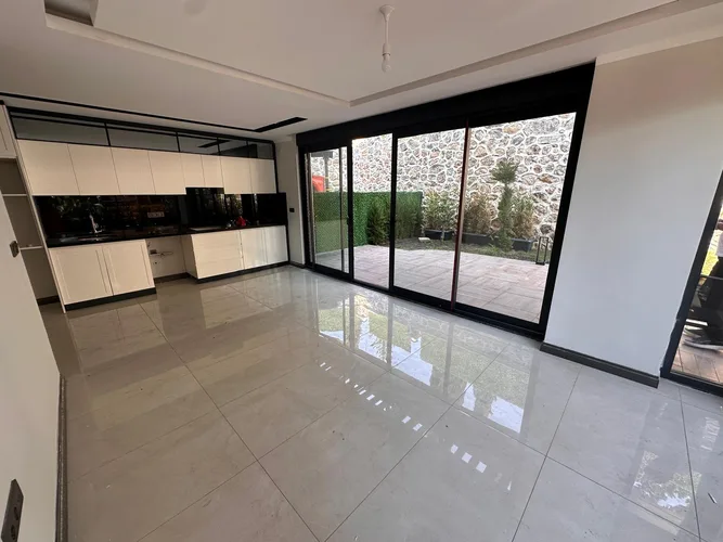2+1 APARTMENT WITH PRIVATE GARDEN IN ALANYA HASBAHÇE 140m²