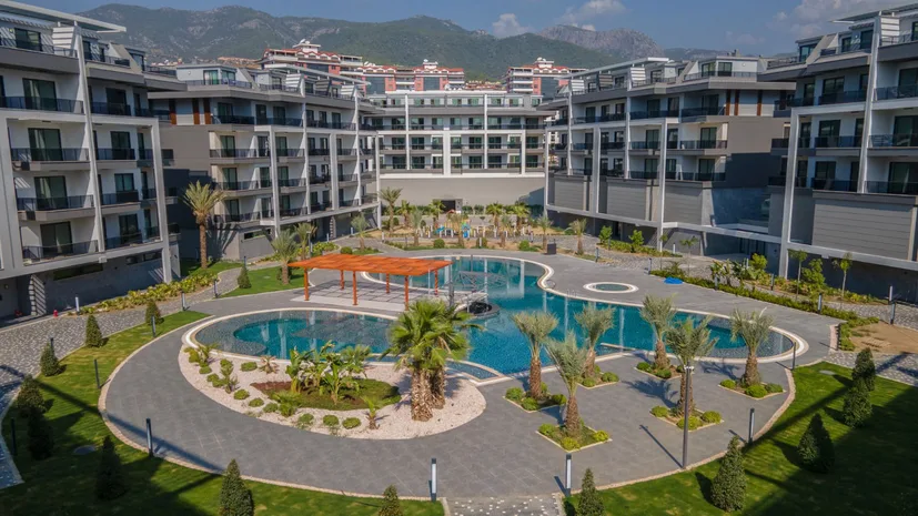 FULLY ACTIVE 3+1 APARTMENT WITH SEPARATE KITCHEN IN A COMPLEX IN OBA