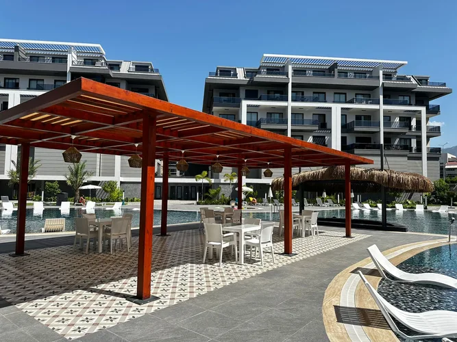 FULLY ACTIVE 3+1 APARTMENT WITH SEPARATE KITCHEN IN A COMPLEX IN OBA