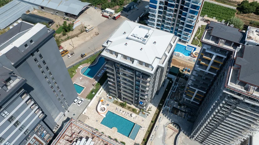 FULLY FURNISHED 1+1 APARTMENT FOR SALE IN A NEW BUILDING IN MAHMUTLAR