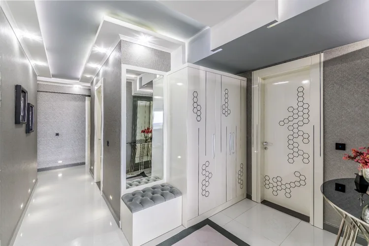 3+1 FURNISHED APARTMENT WITH A STUNNING VIEW IN THE HEART OF ALANYA