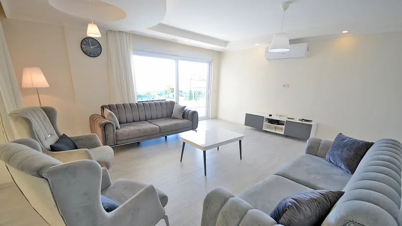 3+1 APARTMENT WITH SEA VIEW AND SEPARATE KITCHEN IN CİKCİLLİ