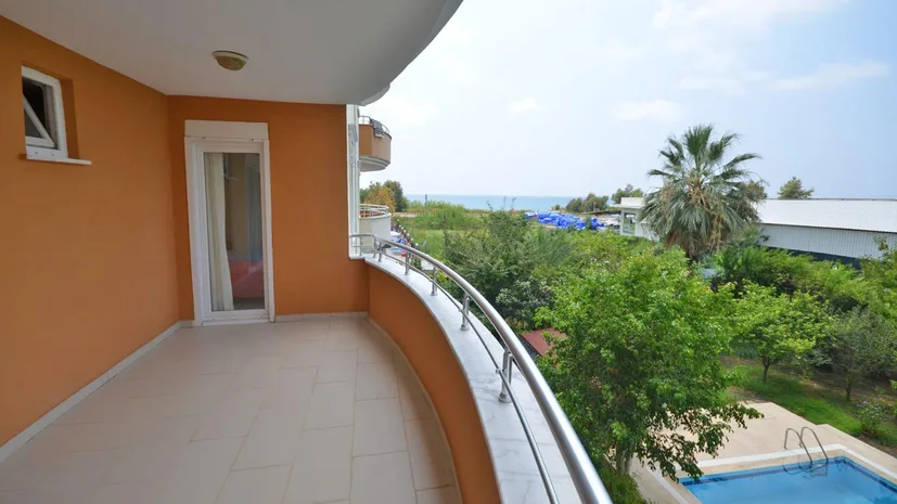 DEMİRTAŞTA SEA FRONT 2+1 FULLY FURNISHED APARTMENT 120m²