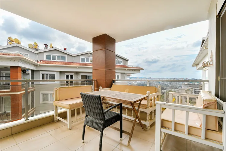 ALANYA OBA DA ŞEHİR MANZARALI 4+1 AYRI MUTFAKLI DUBLEKS DAİRE