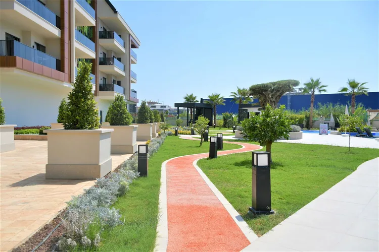 2+1 LUXURY FURNISHED APARTMENT IN ALANYA OBA CENTER.