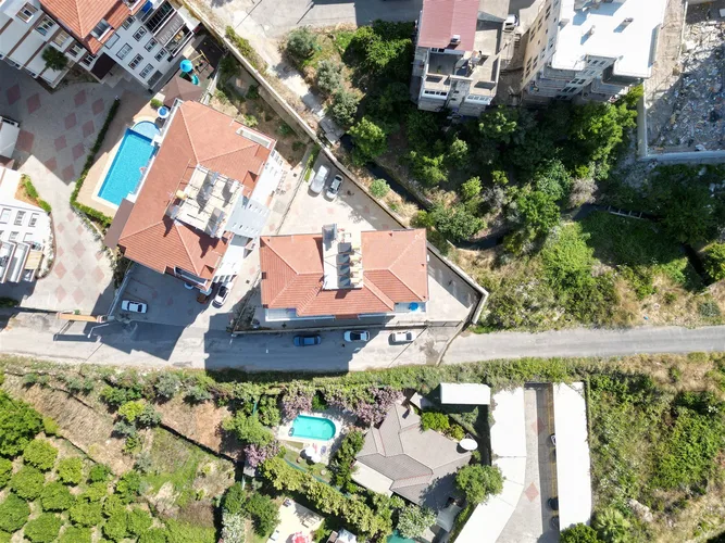 FULLY FURNISHED 2+1 APARTMENT WITH SEPARATE KITCHEN IN ALANYA OBA.