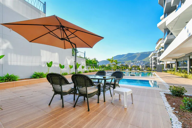 1+1 FURNISHED APARTMENT WITH NATURE VIEW IN ALANYA OBA.