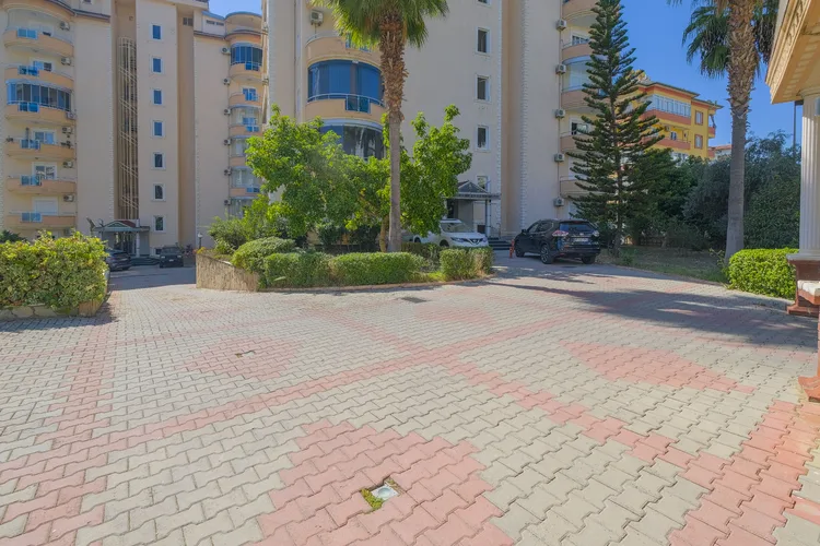 4+1 DUPLEX APARTMENT WITH CASTLE AND SEA VIEW IN CİKCİLLİ.