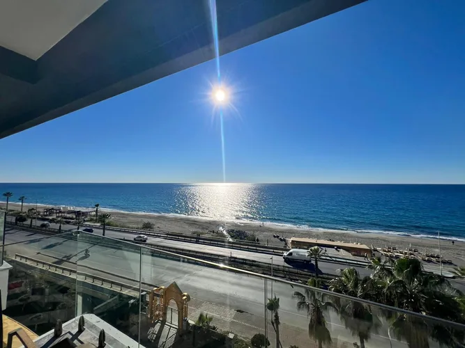FURNISHED 2+1 APARTMENT IN HOTEL CONCEPT IN ALANYA MAHMUTLAR