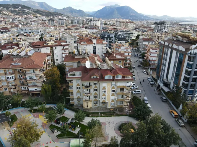 LUXURY FURNISHED 2+1 APARTMENT IN ALANYA CITY CENTER