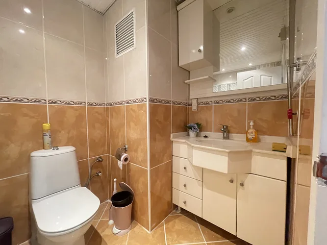 SPACIOUS 1+1 APARTMENT 800 METERS FROM CLEOPATRA BEACH IN ALANYA, 80 m²