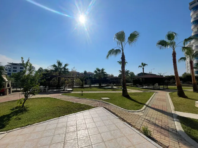 2+1 APARTMENT WITHIN WALKING DISTANCE TO THE SEA IN ALANYA TOSMUR