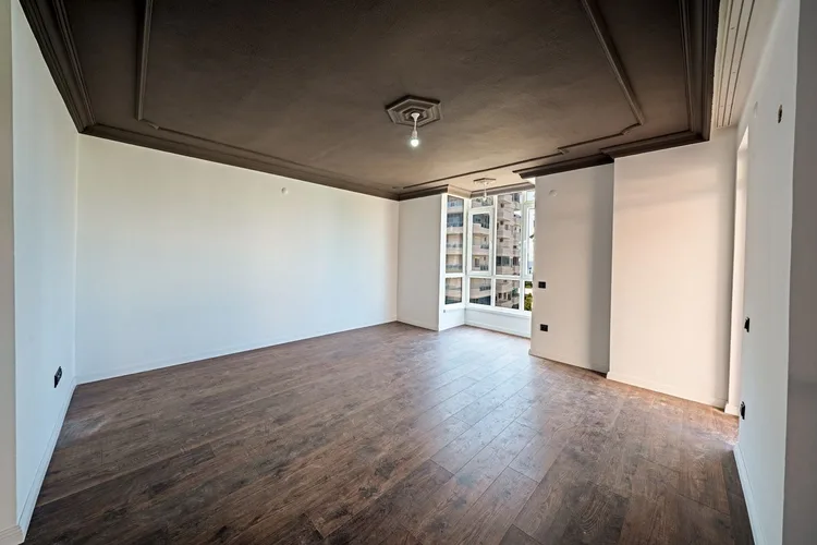 2+1 APARTMENT WITHIN WALKING DISTANCE TO THE SEA IN ALANYA TOSMUR