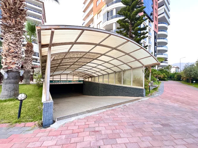 FURNISHED 4+1 APARTMENT WITH SEPARATE KITCHEN IN ALANYA OBA CENTER