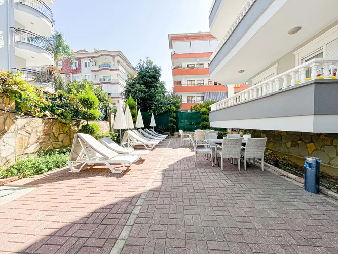 FURNISHED 2+1 APARTMENT WITHIN WALKING DISTANCE TO THE SEA IN ALANYA OBA