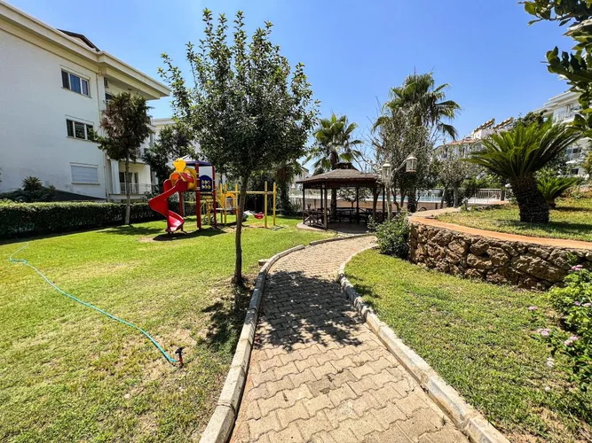 180 m² FURNISHED 4+1 DUPLEX APARTMENT IN A RESIDENTIAL COMPLEX IN ALANYA OBA