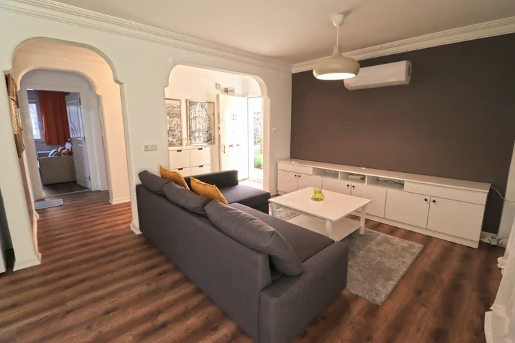 SEA VIEW 2+1 FURNISHED APARTMENT IN ALANYA KARGICAK