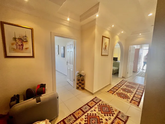 FURNISHED 2+1 APARTMENT IN THE CENTER OF ALANYA TOSMUR