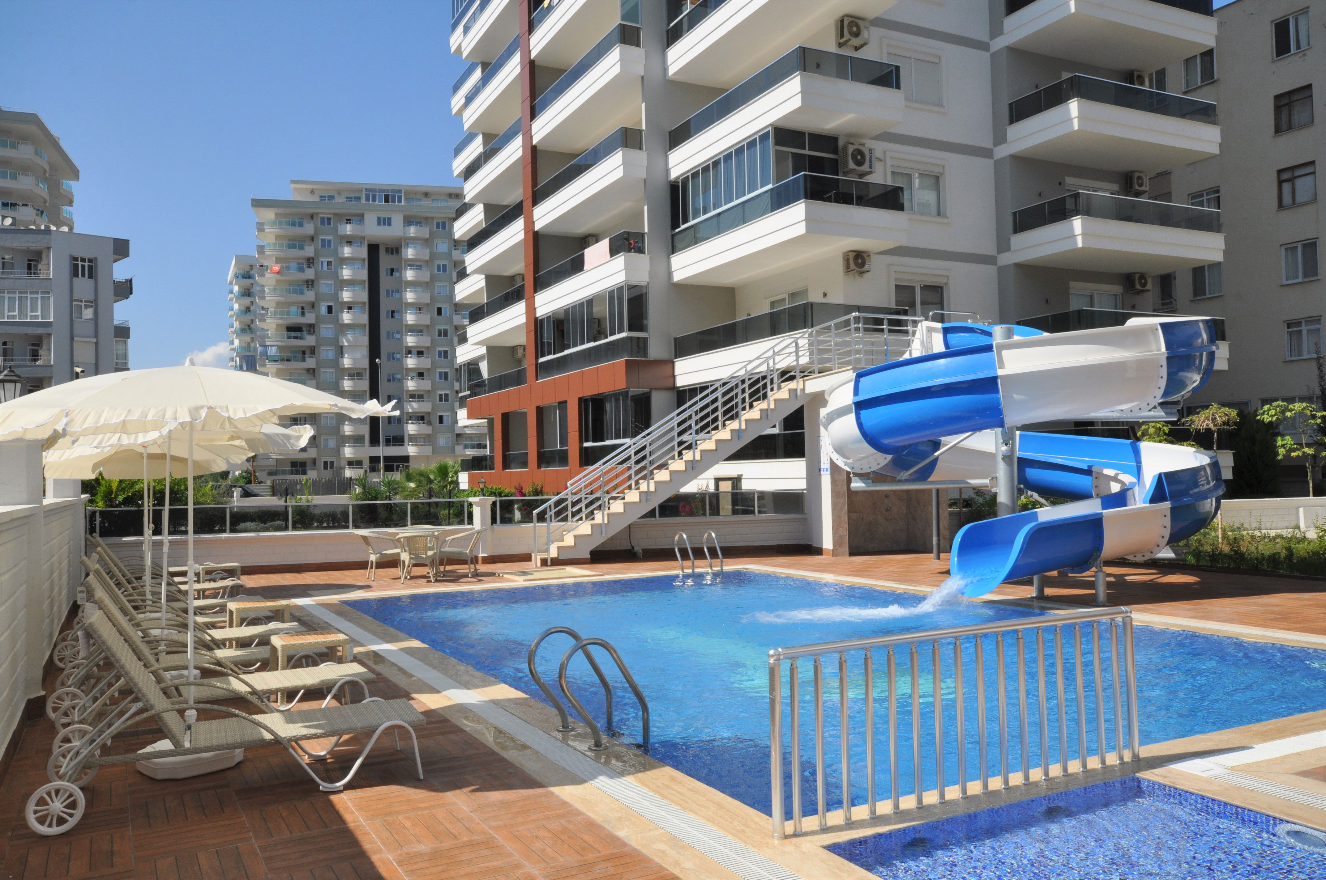 SKY BLUE PLUS RESIDENCE