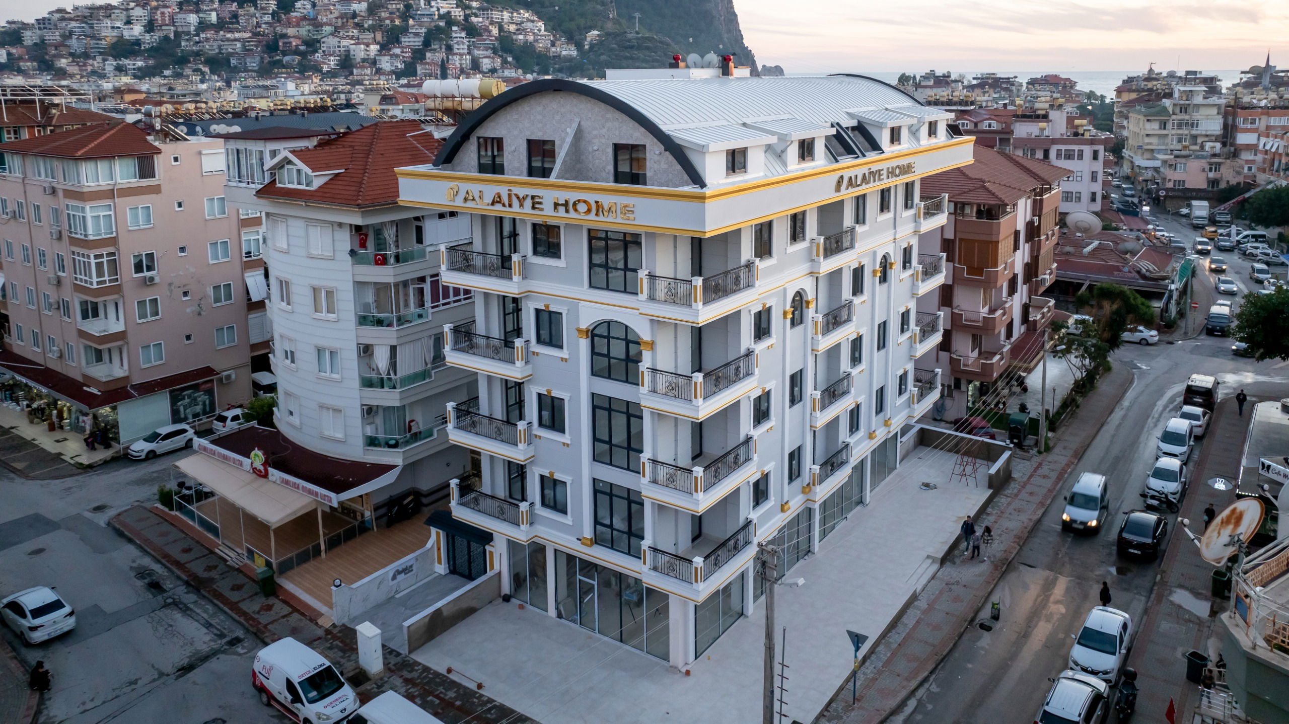 ALAIYE TOWN RESIDENCE